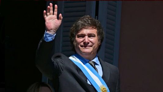 Milei y su comitiva ya están en Roma para despedir al Papa