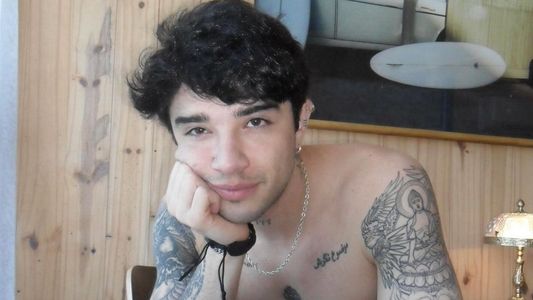 El insólito posteo de Julián Serrano por la muerte de Liam Payne que causó indignación