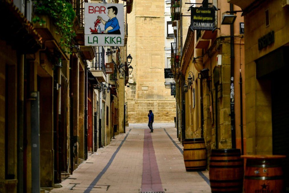 El gobierno español endurece los controles y limita la libertad de movimiento en todo su territorio