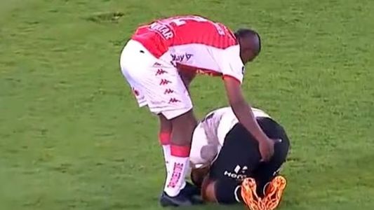 ¿Es para roja? Qué dice el reglamento sobre tocar las partes íntimas de un rival