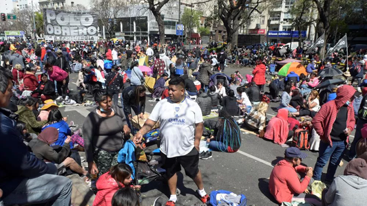 Marcha federal piquetera: el Polo Obrero comenzó una movilización que confluirá el jueves en Plaza de Mayo