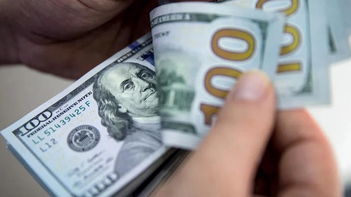 El dólar blue batió un nuevo récord y ya subió un 10% en agosto