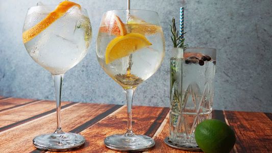 Gin industria nacional: por qué crece la producción local de esta bebida alcohólica