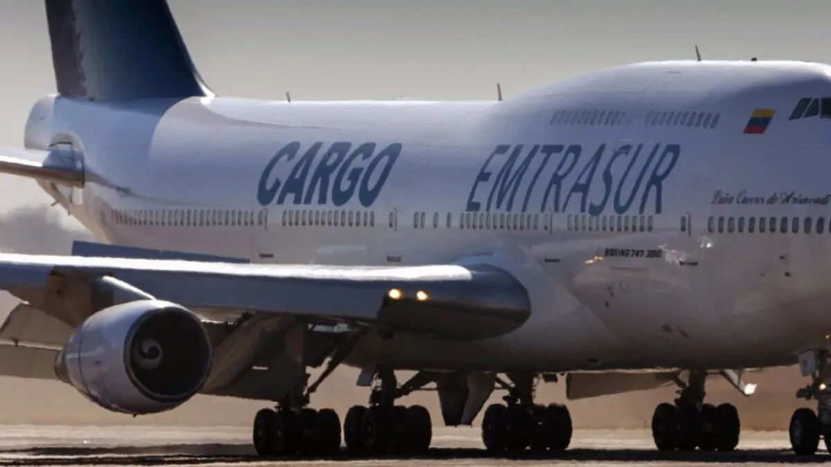Avión venezolano-iraní: los 5 tripulantes que estaban retenidos viajaron esta madrugada a Venezuela (Foto: NA).