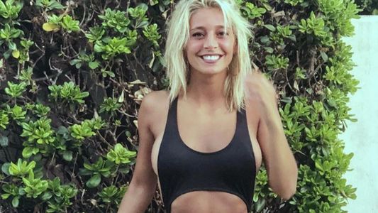 Sol Pérez: sensualidad y topless bajo el sol