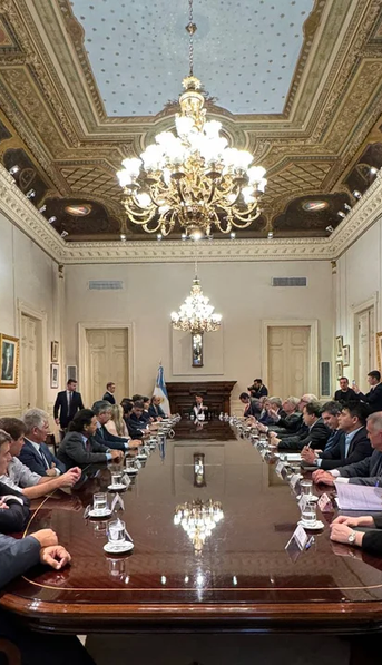 Pacto de Mayo: Los gobernadores ya están en la Casa Rosada para el encuentro con Francos y Posse