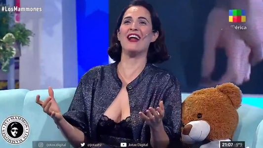 Julieta Díaz y el particular uso que les da a los Martín Fierro