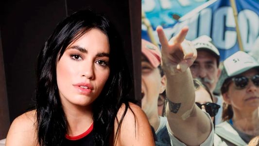 Lali Espósito presente en la marcha del paro general de la CGT