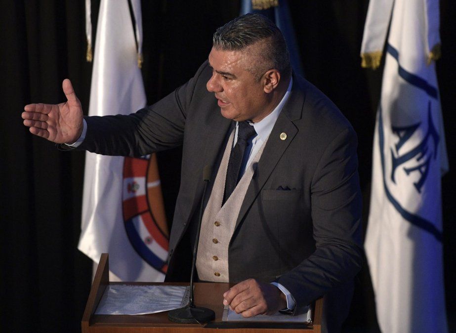 Chiqui Tapia les respondió a D’Onofrio y al plantel de River por los insultos