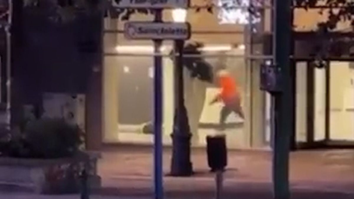 Dos suecos fueron asesinados por un hombre que abrió fuego en el centro de Bruselas al grito de Alá es grande.