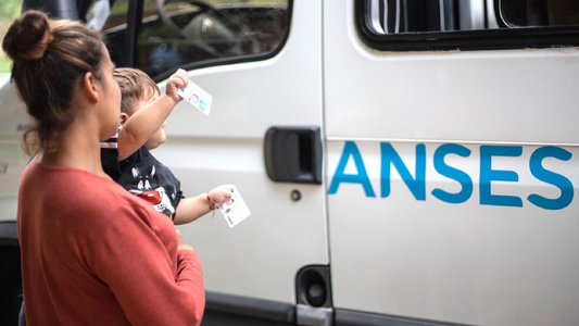 Anses: bono extra y aumento para jubilados y titulares de la AUH desde marzo