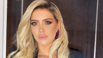 Wanda Nara se mostró con un par de zapatillas que se vende a más de $2 millones