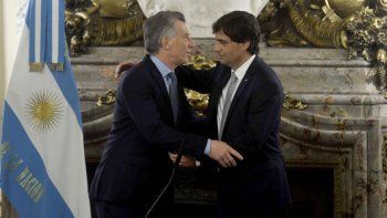 Asumió Lacunza como ministro de Hacienda y Macri le pidió cuidar a los argentinos