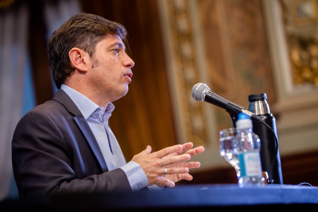 Kicillof destacó la baja de casos de coronavirus en la Provincia y adelantó el lanzamiento de la aplicación Cuidar verano