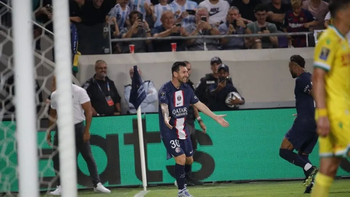 ¡Ya gritó el primero! El golazo de Lionel Messi en la goleada del PSG ante Nantes