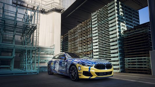 BMW THE 8 X JEFF KOONS, arte sobre ruedas