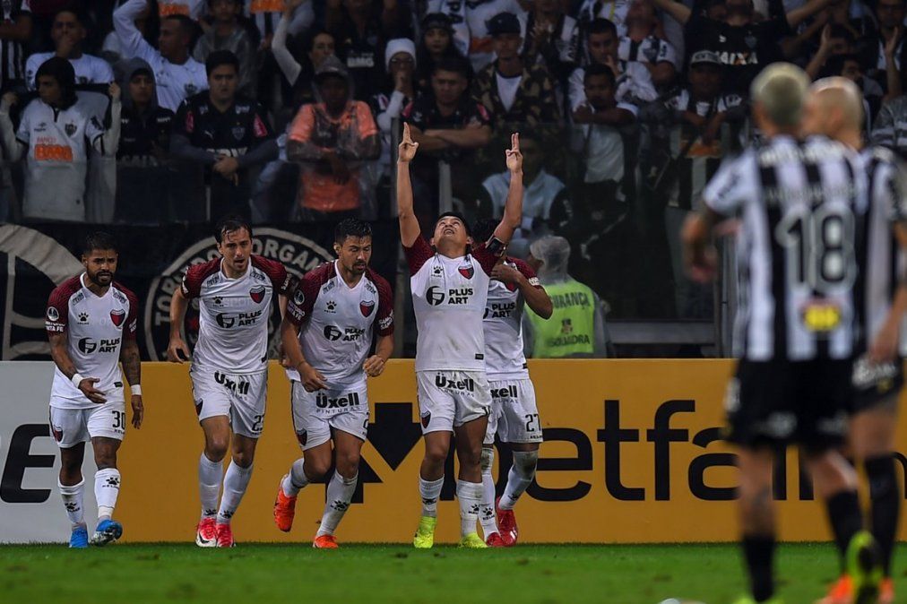 ¡Colón finalista de la Copa Sudamericana! Le ganó por penales a Atlético Mineiro en una definición épica