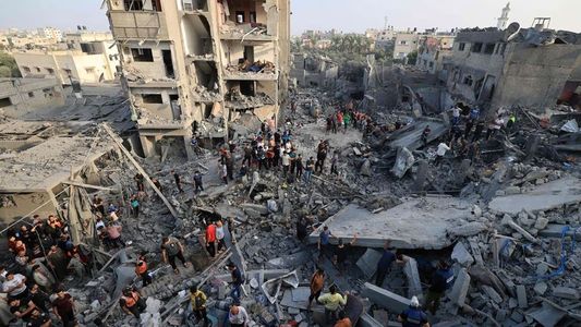 Pese al pedido de alto al fuego, Israel continúa su ofensiva total sobre la Franja de Gaza