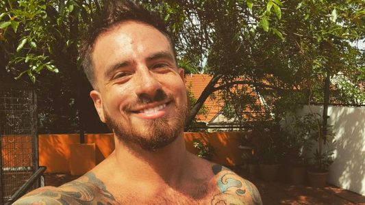 Federico Bal se accidentó al cambiar la rueda de su camioneta