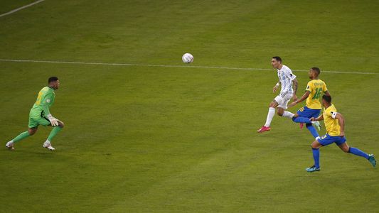El golazo de Di María a Brasil: el recuerdo de la medalla de oro en Pekín 2008