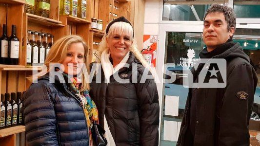 Valeria Lynch, a punto de blanquear romance con el líder de Attaque 77