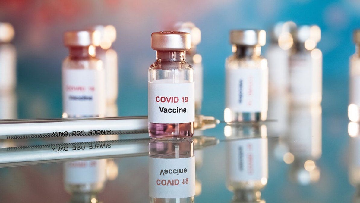 El mundo cuenta con al menos tres vacunas COVID-19 disponibles