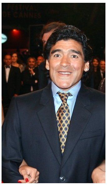 Gianinna Maradona compartió una tierna foto familiar en recuerdo a su papá: ¡Los amo para siempre!