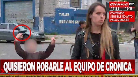 Apuntaron con una pistola a una periodista en una transmisión en vivo