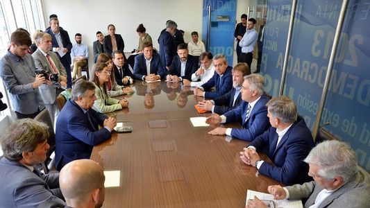 Paro de colectivos: reuniones contrarreloj en el Congreso para intentar frenar las medidas de la semana que viene