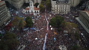 El Gobierno nacional conmemorará hoy el Día de la Democracia y los Derechos Humanos en Plaza de Mayo y, por ese motivo, habrá desvíos en el tránsito en la zona del microcentro (Foto: archivo).