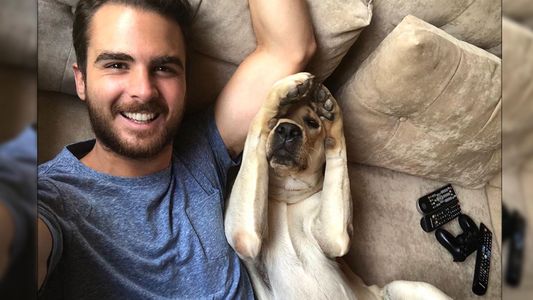 Iván Zavala busca novia... ¡para su perro!