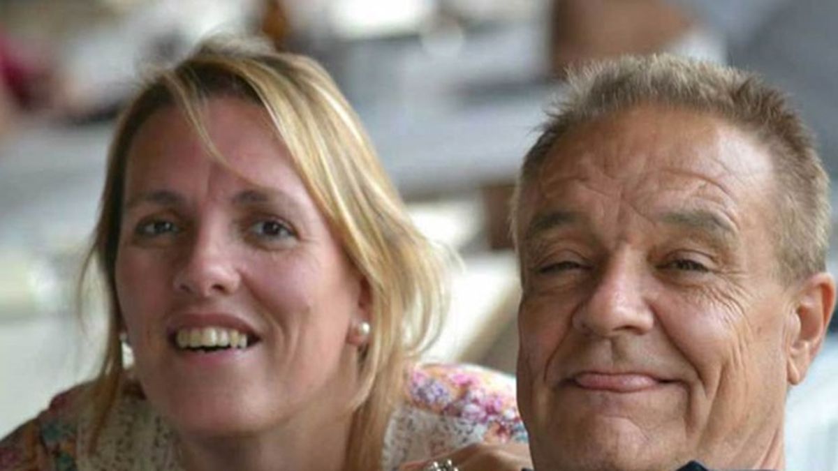 El papá de Pedro Alfonso presentó a su novia de 46 años