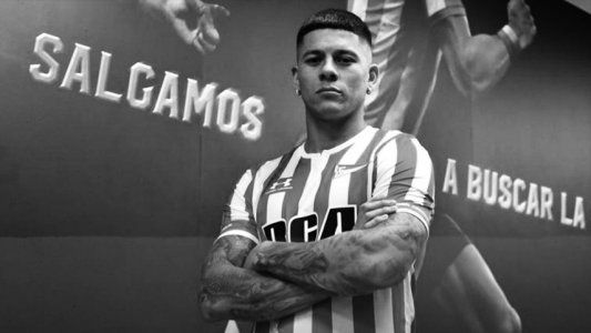 Manchester United no autorizó a Rojo a entrenar con Estudiantes y deberá volver a Inglaterra