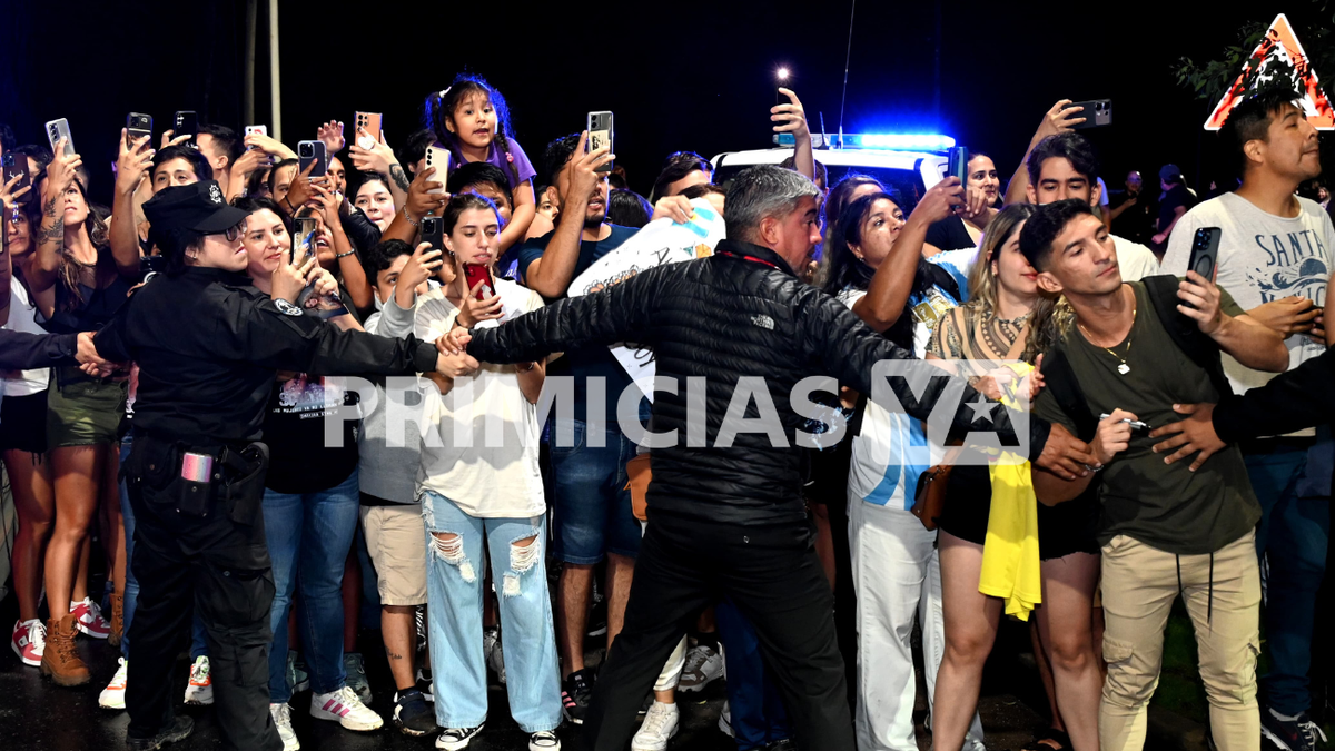 Shakira Ezeiza (4).png