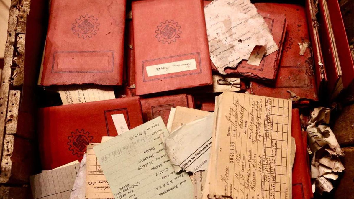 Hallazgo histórico: descubren cajas con propaganda nazi que estaban desde 1941 en la Corte Suprema  
