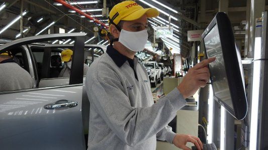 Toyota reanuda la producción en su planta de Zárate