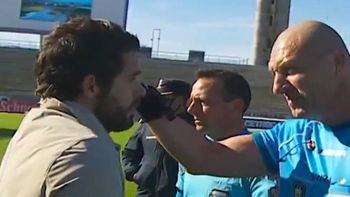 Tremendo cruce entre Gago, Pitana y un línea: 4 a 1 perdieron, Fernando