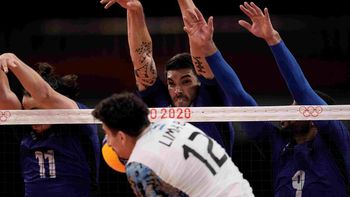 Argentina pudo hacer poco ante Francia e irá por el bronce ante Brasil