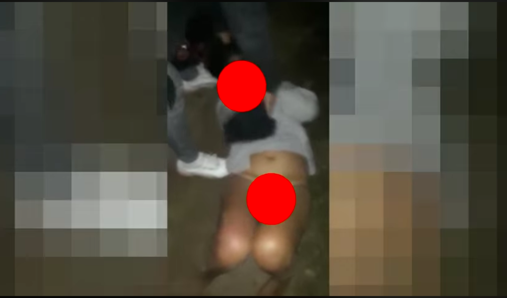 Encontró a su marido con la amante en pleno acto sexual en el auto y los escrachó con un video
