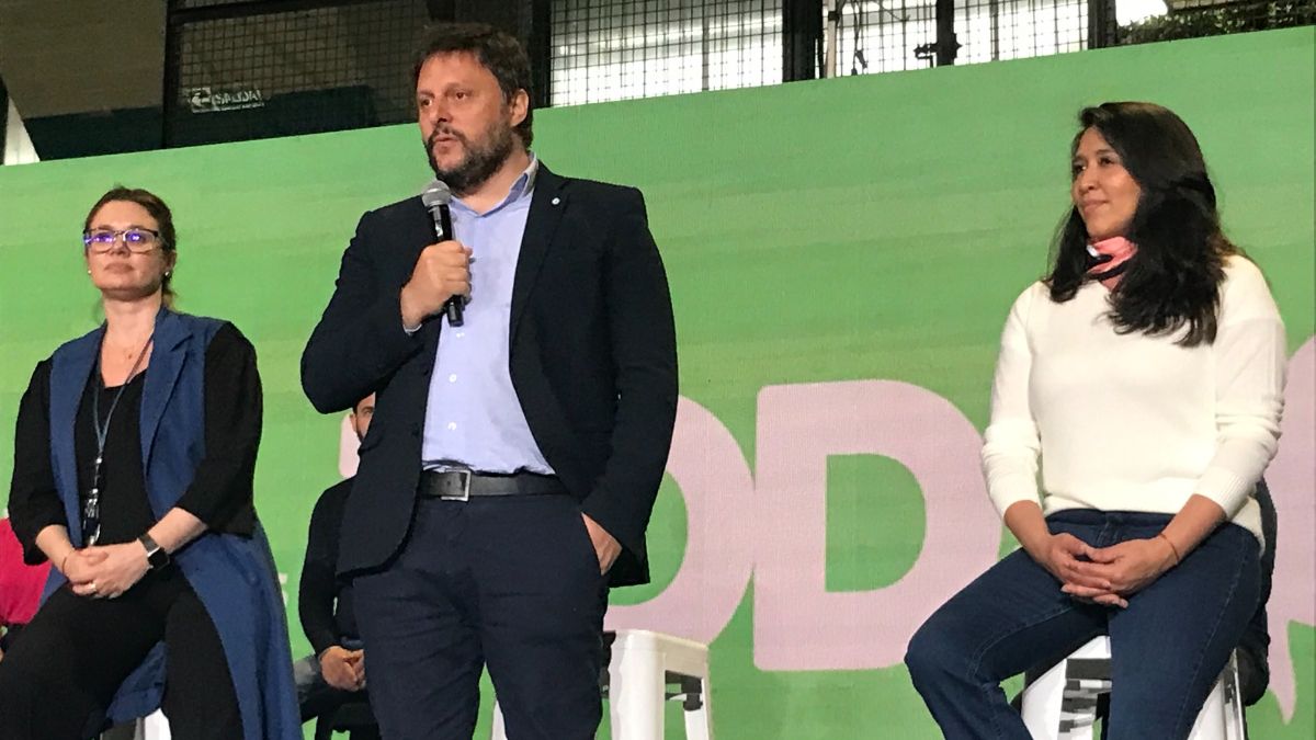Leandro Santoro cerró con un discurso la campaña del Frente de Todos porteño.&nbsp;