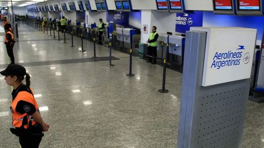 El Gobierno podría iniciar un procedimiento preventivo de crisis en Aerolíneas: qué significa