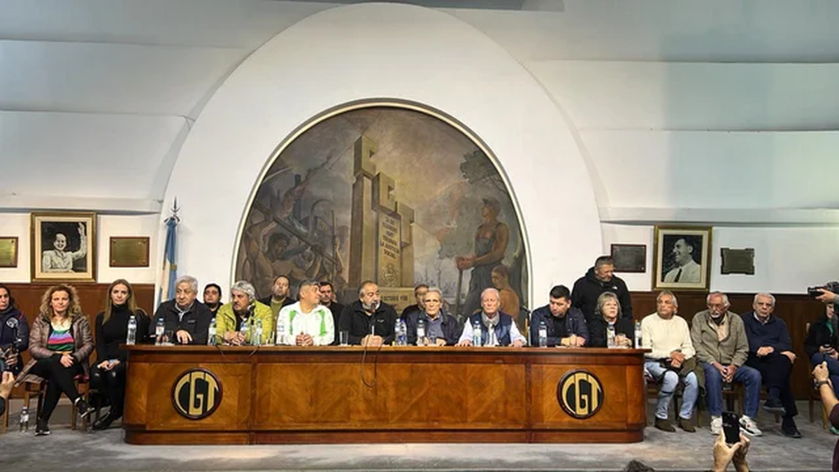 La CGT afirmó que utilizará todas las herramientas para defender el esfuerzo de los trabajadores. (Foto: NA)