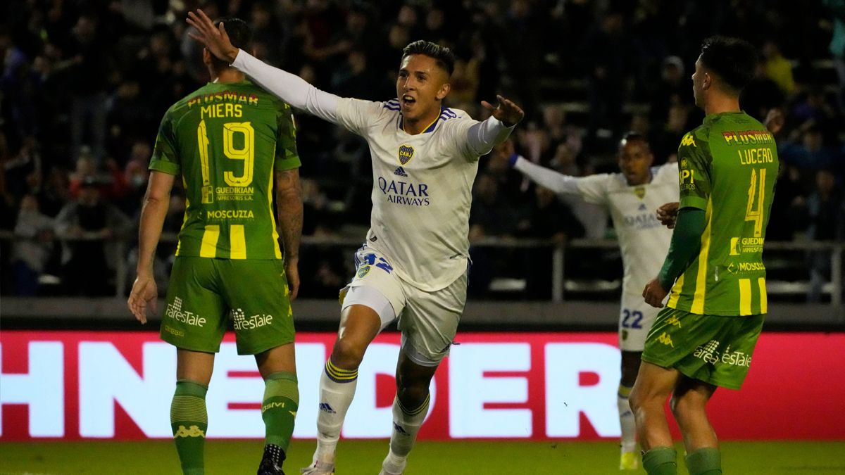 Agustín Almendra abrió la cuenta para Boca ante Aldosivi.