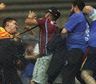 Violencia en Brasil: la brutal golpiza de policías a hinchas de Godoy Cruz tras el partido con Atlético Mineiro