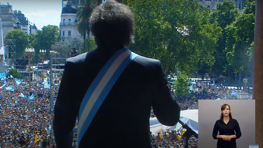 Cómo fueron los primeros minutos de Milei en la Casa Rosada y cómo empieza el lunes la gestión del nuevo presidente