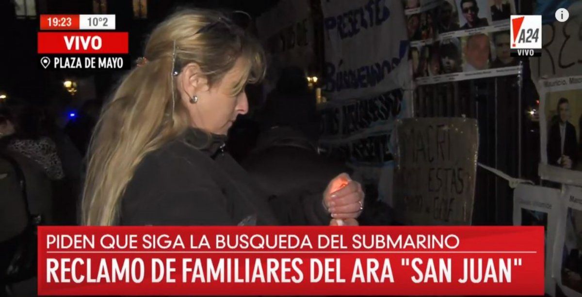 Acampe de los familiares del ARA San Juan en Plaza de Mayo: piden reiniciar la búsqueda