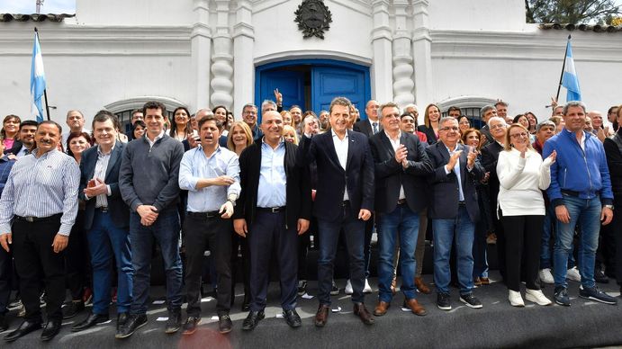 Los informes secretos del PJ para dar vuelta la elección y el plan libertario para ganar en primera vuelta