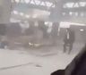 Tensión en Medio Oriente: el momento en que bombardean el aeropuerto de Arabia Saudita