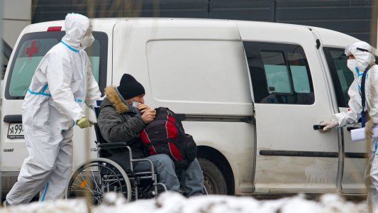 Rusia reconoce que el número de casos mortales por Covid-19 triplica las cifras oficiales