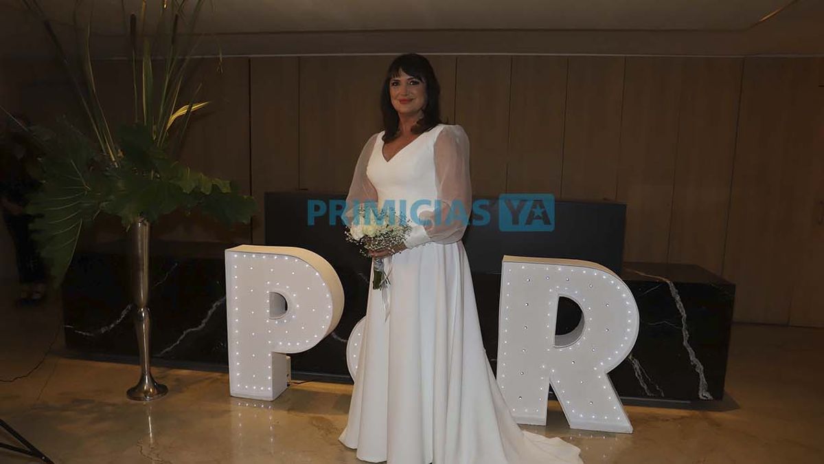 Patricia Echegoyen vestida de blanco.&nbsp;
